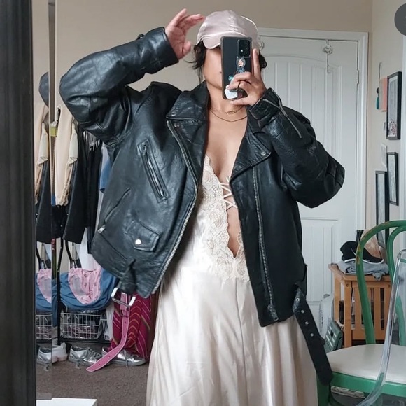 VINTAGE 1980s Black Genuine Leather Biker Jacket Moto Streetwear ~Rare! SZ 46 - Picture 2 of 16